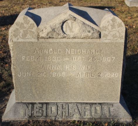 Grave<br />Saint Mary Cemetery Putnam, Windham County, Connecticut, USA