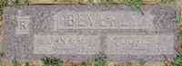 Dana Moulton BEVERLY - Grave