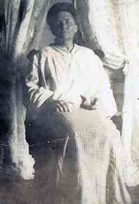 Margaret Ella COGGESHALL - Margaret Ella (Coggeshall) Lawton. This is the only known photo of my Great Grandmother. Not sure when it was taken, but probably not long before