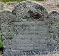 John HAMMOND - Grave  Inscription: MEMENTO MORI FUGIT HORA  Here lyes buried ye body of lieutenant JOHN HAMMOND aged 85 years & 4 mo who deceased novmbr 22n