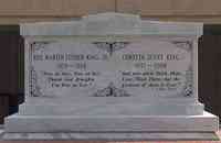 Martin Luther, Jr. KING - Grave